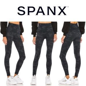NWOT look at me now SPANX camo seamless size XS